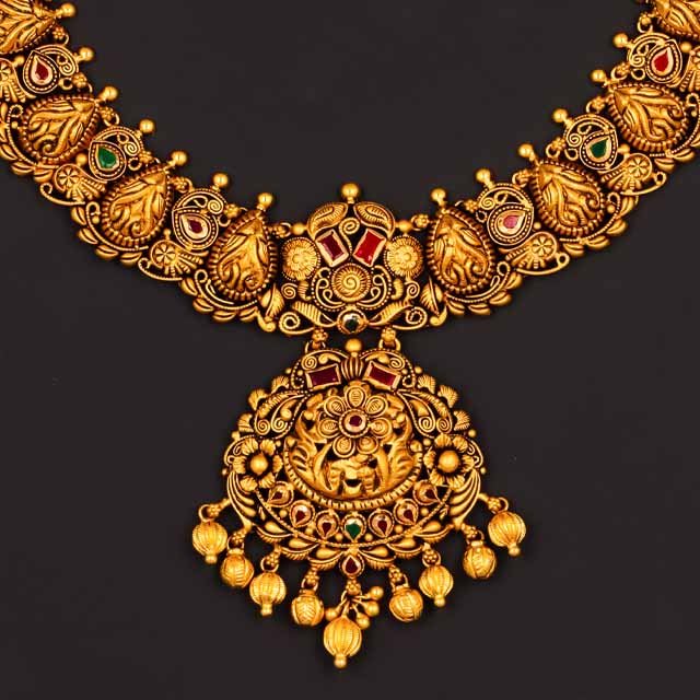 KJS JEWELLERS - Kudumbam Jolikkum Sezhippu