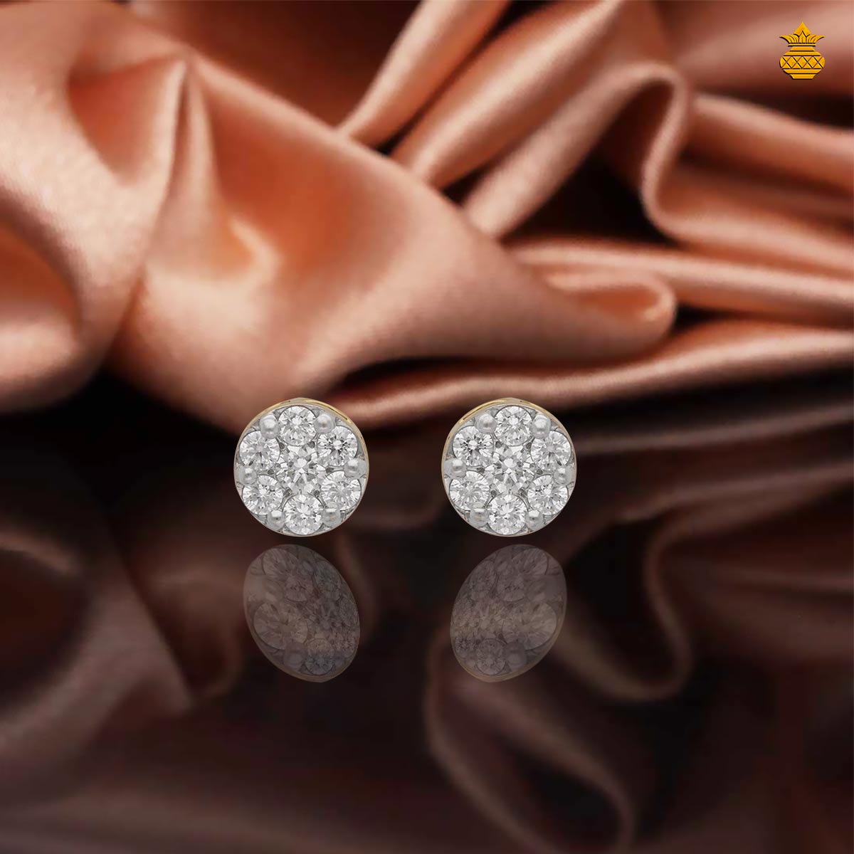 7 Stone  Round Diamond Stud